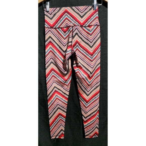 Aerie Womens Sz S Aztec Pattern Chill Play Move Athletic‎ Leggings Red Pink NEW - Picture 3 of 9